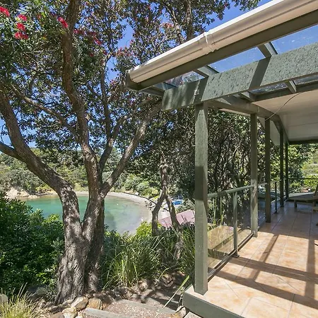 Beachfront Enclosure Bay - Waiheke Unlimited Oneroa Exterior photo