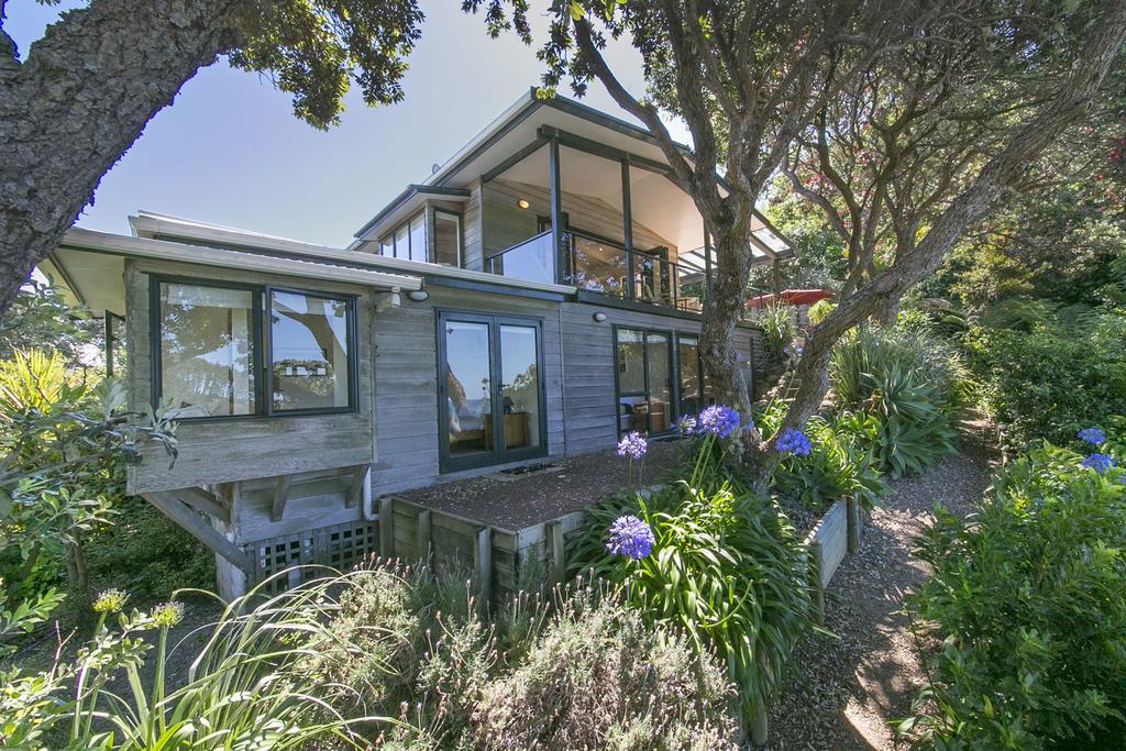 Holiday home Beachfront Enclosure Bay - Waiheke Unlimited